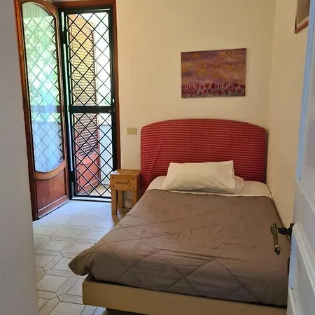 La Casa Di Nataly Bed & Breakfast 3*